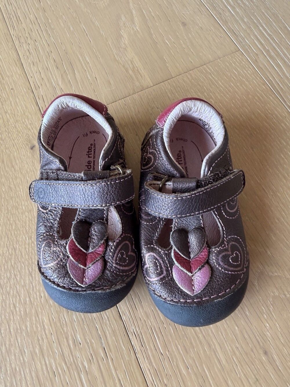 Stride Rite Toddler Girls Size 4.5M -Ava- Brown & Pink Heart Accent